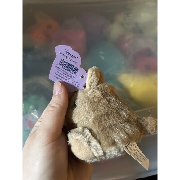 NWT Vintage Swibco Puffkins 1998 Armour the Armadillo Key Chain - Picture 3 of 3